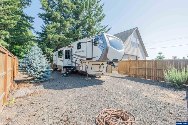 4206 Main St, Sweet Home, OR 97386