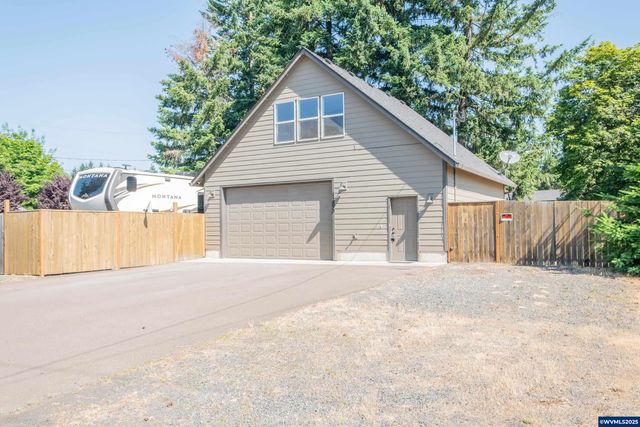 4206 Main St, Sweet Home, OR 97386