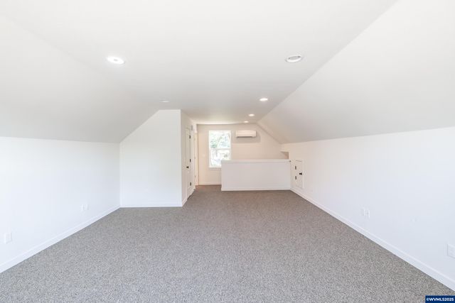 4206 Main St, Sweet Home, OR 97386