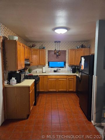 504 Woodland, Eufaula, OK 74432