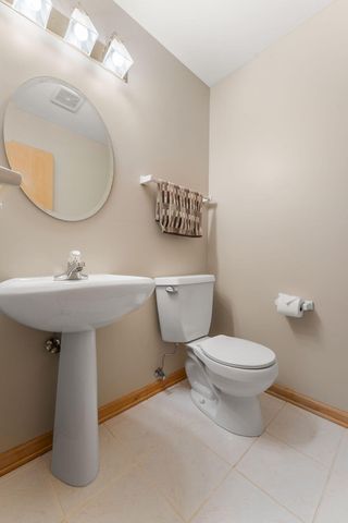 1459 Carriage Oaks Court, Dyer, IN 46311