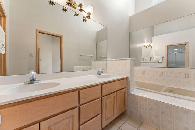 1459 Carriage Oaks Court, Dyer, IN 46311