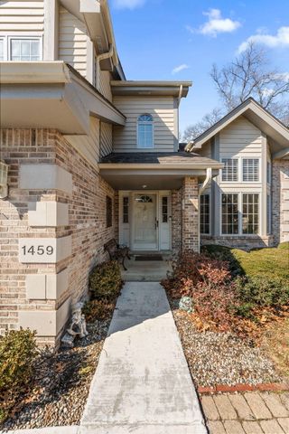 1459 Carriage Oaks Court, Dyer, IN 46311