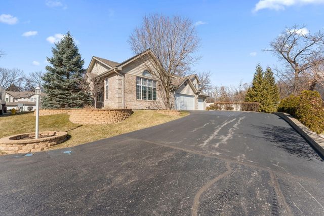 1459 Carriage Oaks Court, Dyer, IN 46311