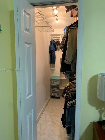 4803 NW 7th Street 30614, Miami, FL 33126