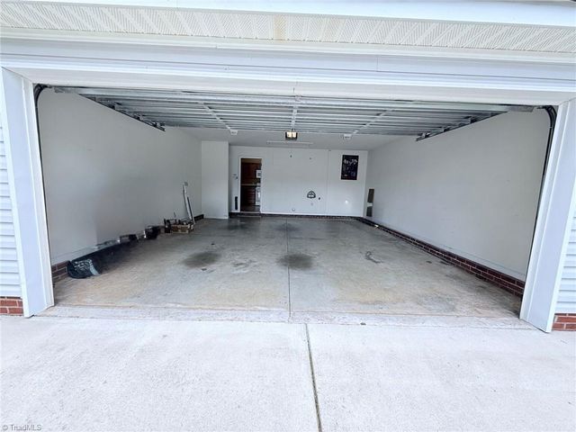 5628 Roundup Circle, Greensboro, NC 27405