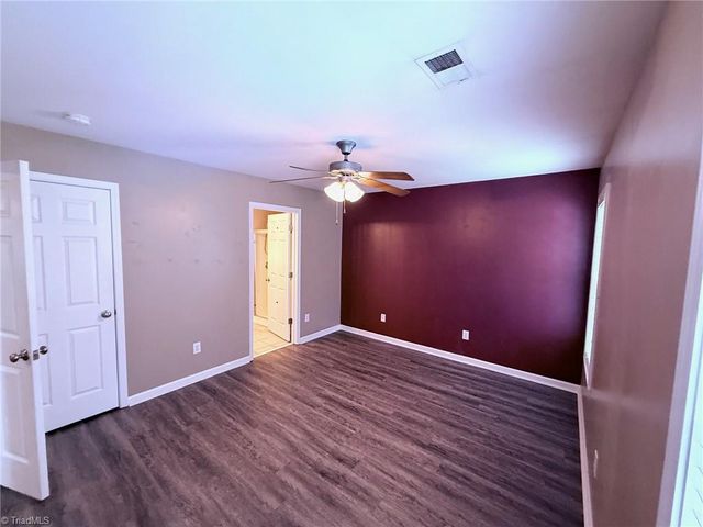 5628 Roundup Circle, Greensboro, NC 27405