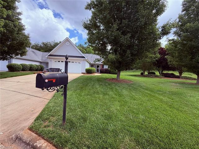 5628 Roundup Circle, Greensboro, NC 27405
