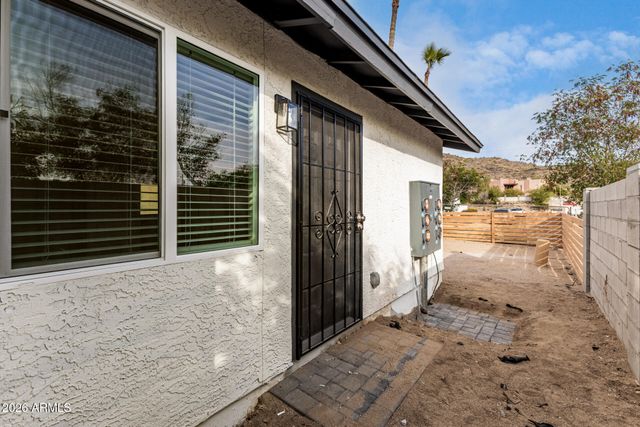 11230 N 17TH Avenue, Phoenix, AZ 85029