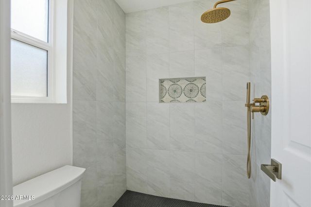 5222 W HATCHER Road, Glendale, AZ 85302