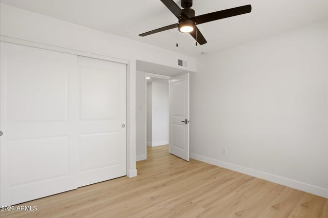 5222 W HATCHER Road, Glendale, AZ 85302