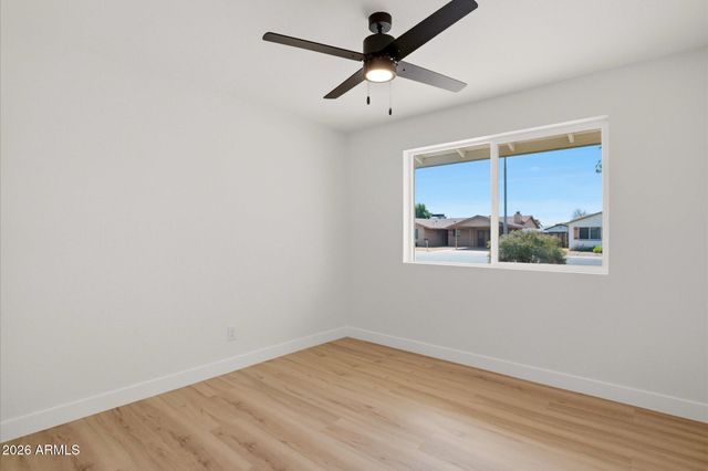 5222 W HATCHER Road, Glendale, AZ 85302