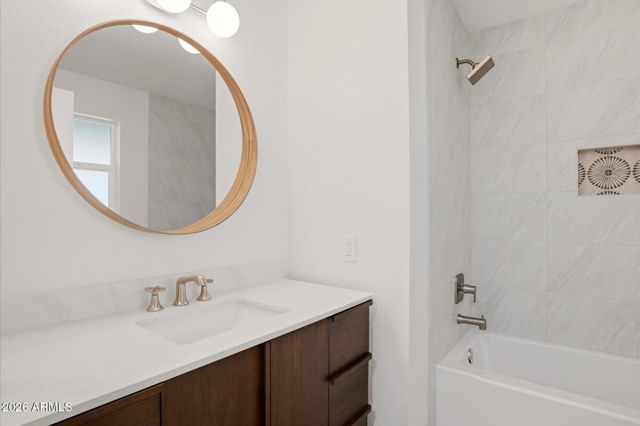 5222 W HATCHER Road, Glendale, AZ 85302