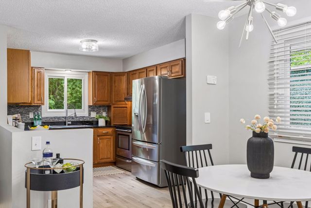285 Deubener Place, Saint Paul, MN 55105