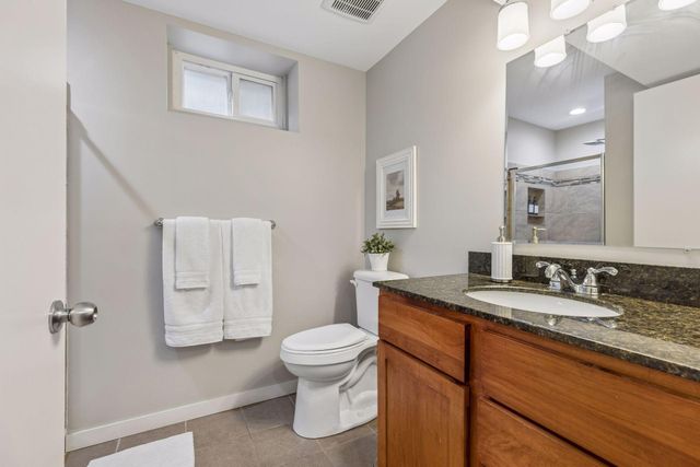 285 Deubener Place, Saint Paul, MN 55105