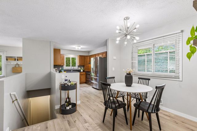 285 Deubener Place, Saint Paul, MN 55105