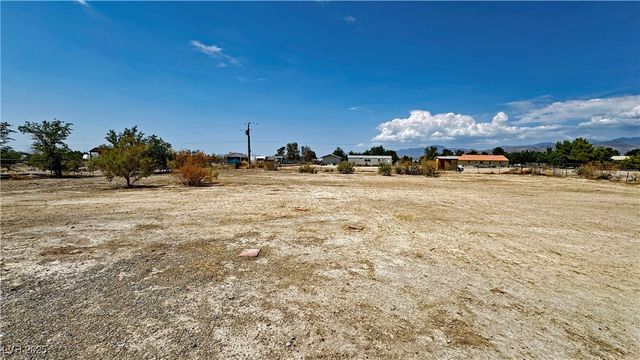 4600 Pawnee Place, Pahrump, NV 89061