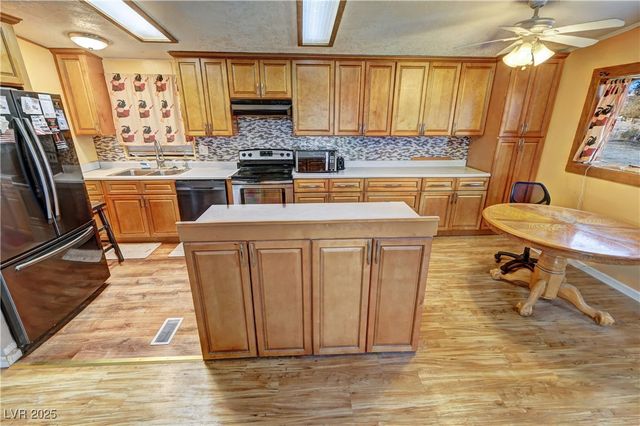 4600 Pawnee Place, Pahrump, NV 89061