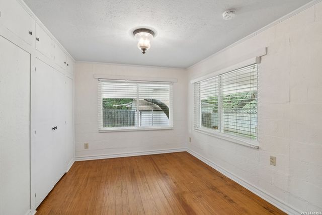 225 NORTH ST, Boerne, TX 78006