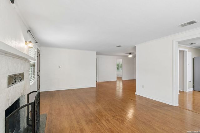 225 NORTH ST, Boerne, TX 78006