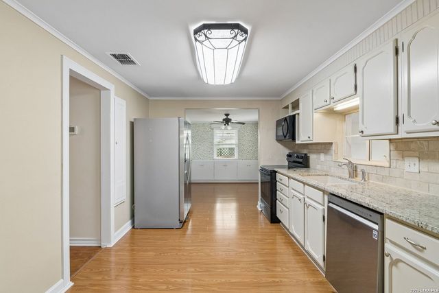 225 NORTH ST, Boerne, TX 78006