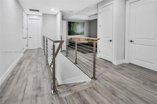 8645 NW 39th Ct, Coral Springs, FL 33065