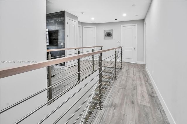 8645 NW 39th Ct, Coral Springs, FL 33065