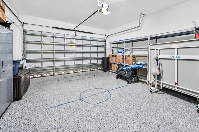 8645 NW 39th Ct, Coral Springs, FL 33065