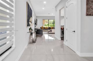 8645 NW 39th Ct, Coral Springs, FL 33065