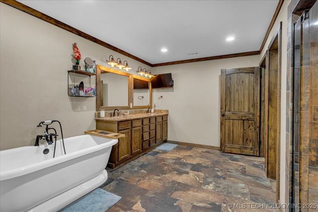 2087 Willafa Woods, Cartwright, OK 74731