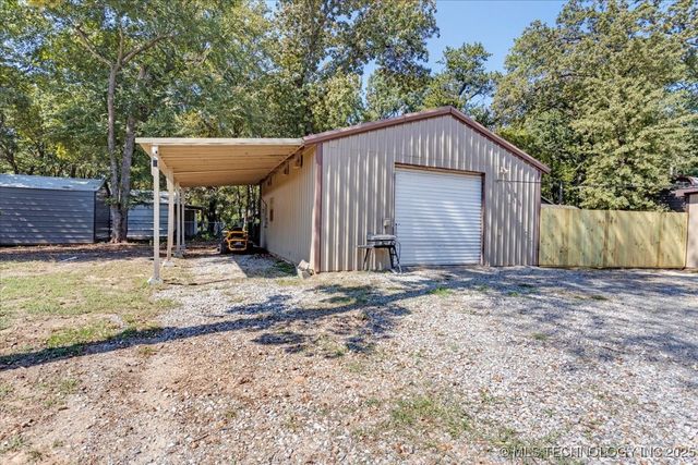 2087 Willafa Woods, Cartwright, OK 74731