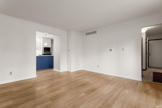 17971 Tollview Drive, South Bend, IN 46635