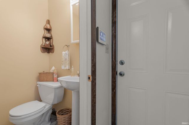 17971 Tollview Drive, South Bend, IN 46635