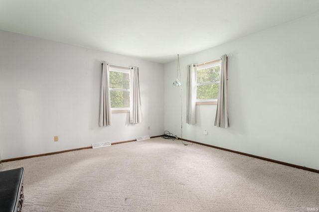 17971 Tollview Drive, South Bend, IN 46635