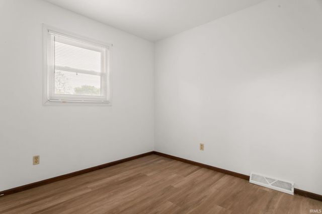 17971 Tollview Drive, South Bend, IN 46635
