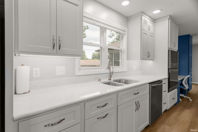 17971 Tollview Drive, South Bend, IN 46635