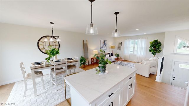 3250 Hoagland Blackstub Road, Cortland, OH 44410