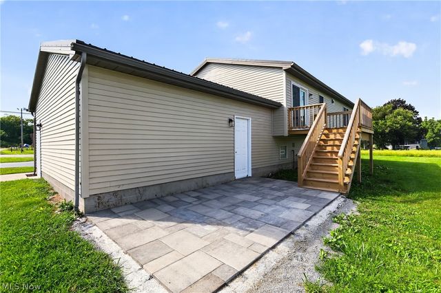 3250 Hoagland Blackstub Road, Cortland, OH 44410