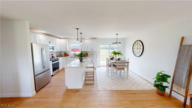 3250 Hoagland Blackstub Road, Cortland, OH 44410