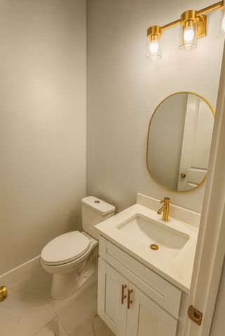 8132 Penrod Street, Houston, TX 77028