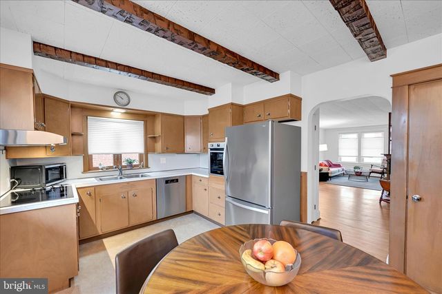 311 S WEST END AVE, Lancaster, PA 17603