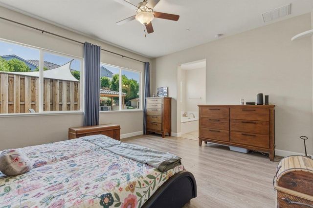 1565 Goldenstar Court, Hollister, CA 95023