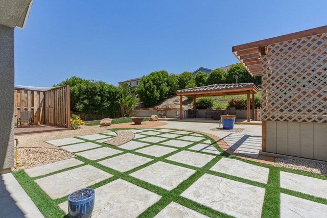 1565 Goldenstar Court, Hollister, CA 95023