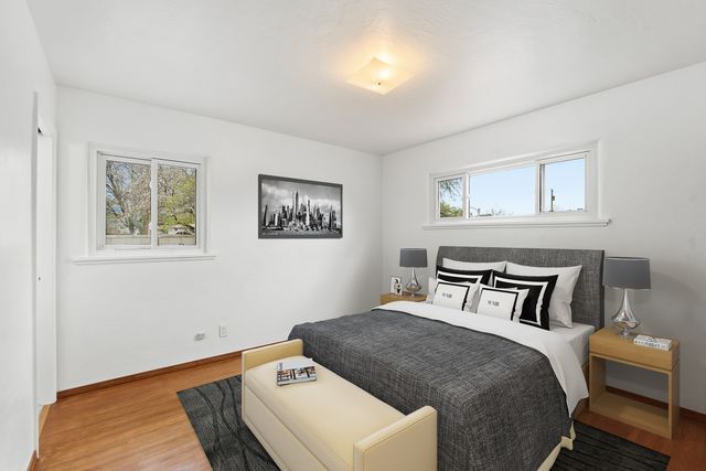 101 Lugar De Oro, Santa Fe, NM 87501