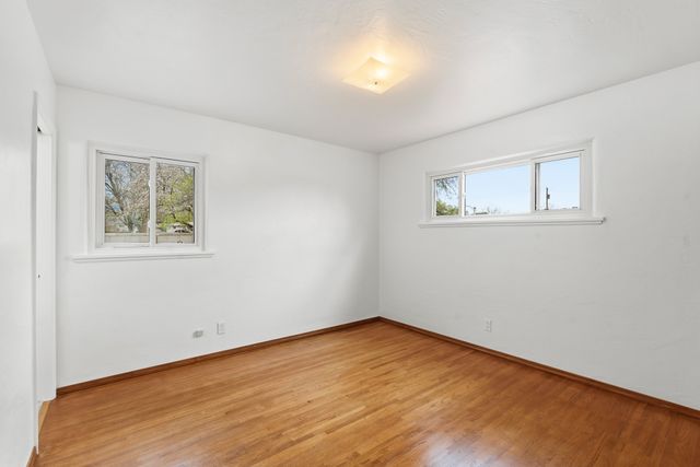 101 Lugar De Oro, Santa Fe, NM 87501