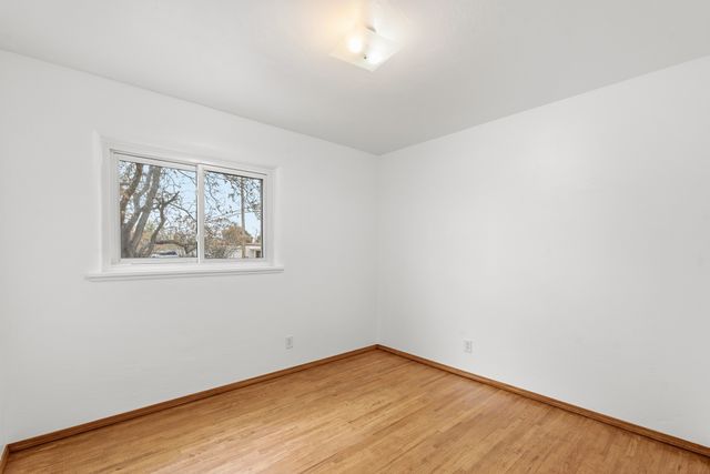 101 Lugar De Oro, Santa Fe, NM 87501