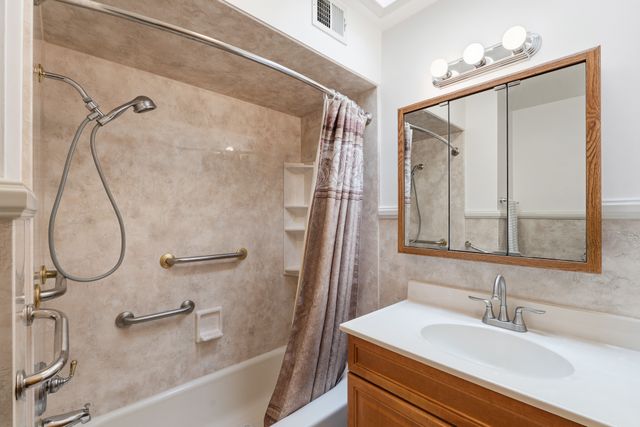 101 Lugar De Oro, Santa Fe, NM 87501