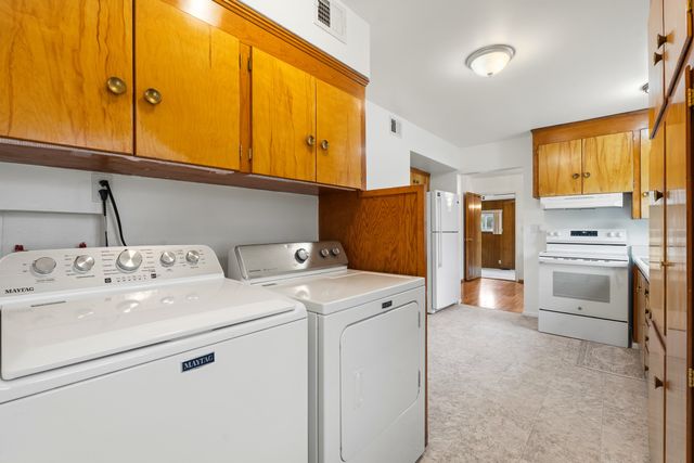 101 Lugar De Oro, Santa Fe, NM 87501