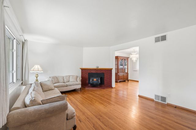 101 Lugar De Oro, Santa Fe, NM 87501
