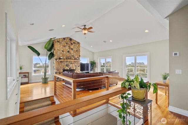 470 W Wind Street, Ocean Shores, WA 98569